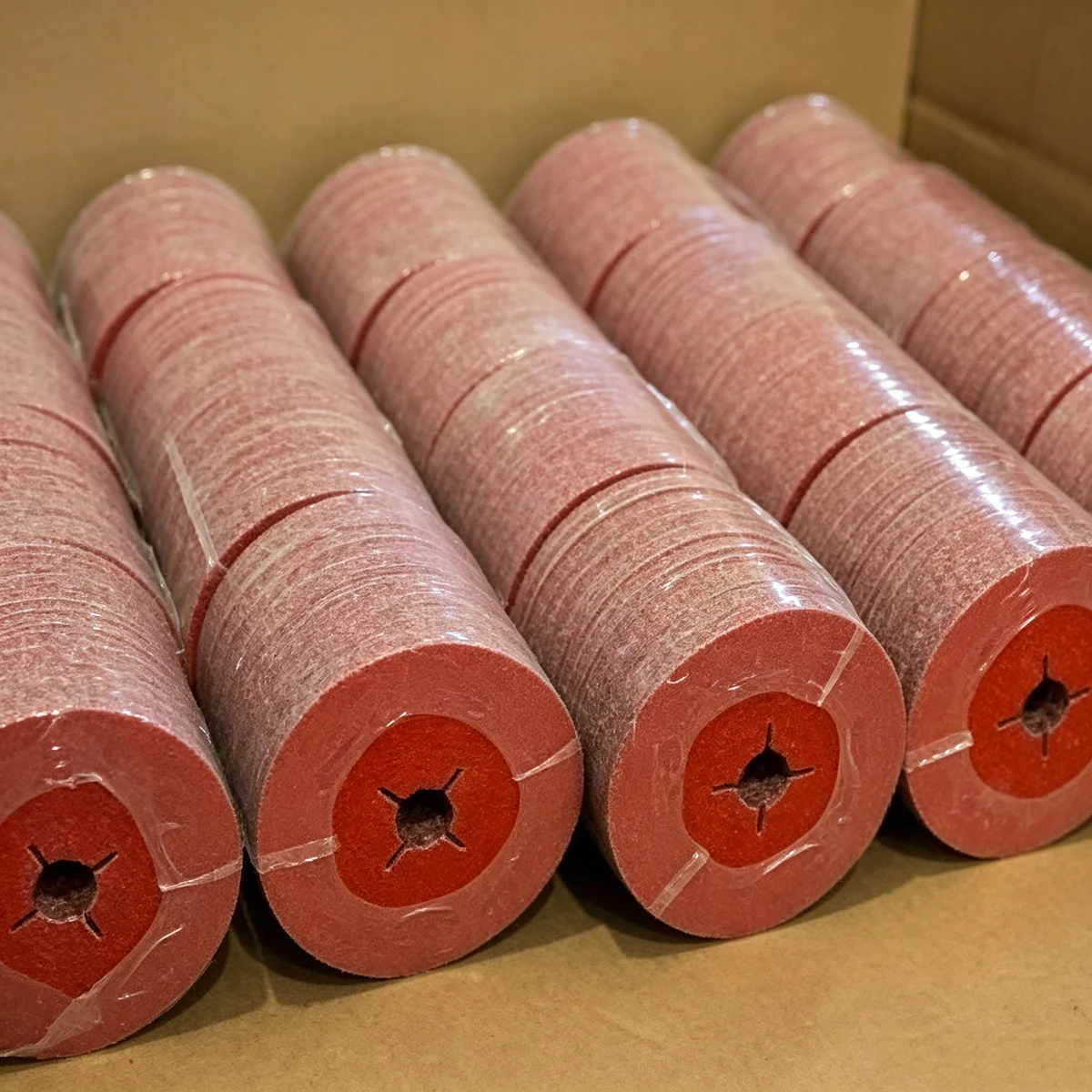 GC Abrasives 4-1/2" X 7/8" Abrasive Fiber Sanding Disc with Aluminum Oxide thumbnail 4